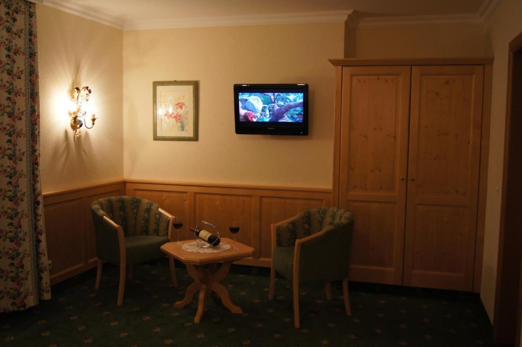 Gaestehaus Alpina Maurach  Room photo